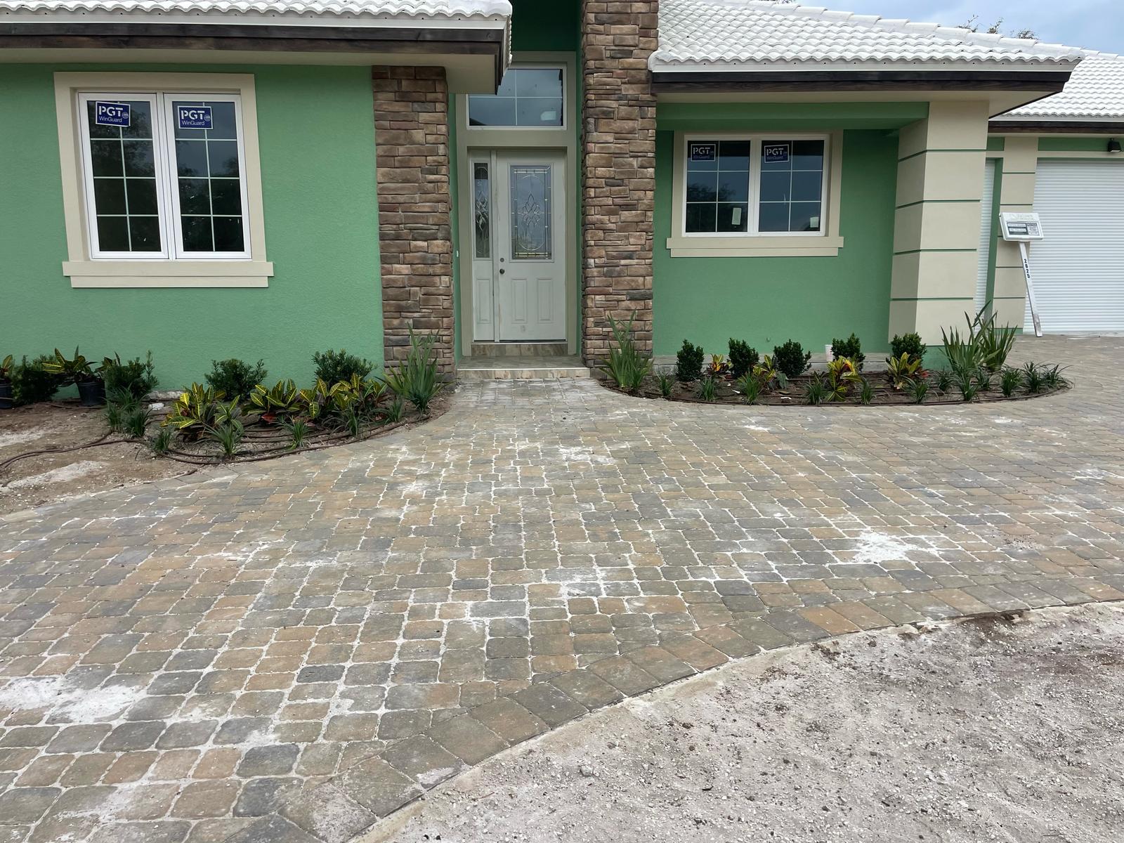 Local Pavers LLC