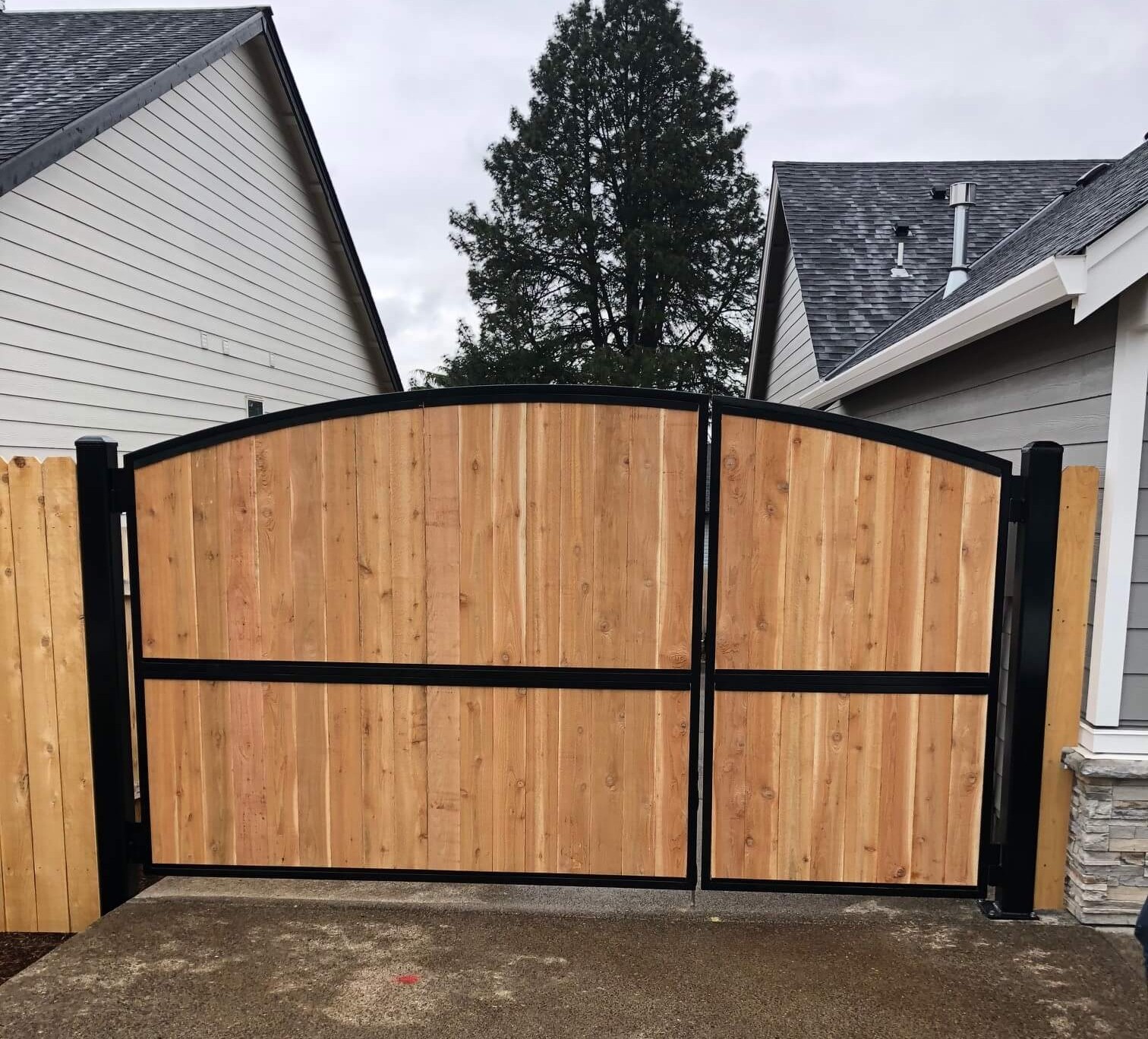 Aiogaragedoor-Gate Repair in San Diego