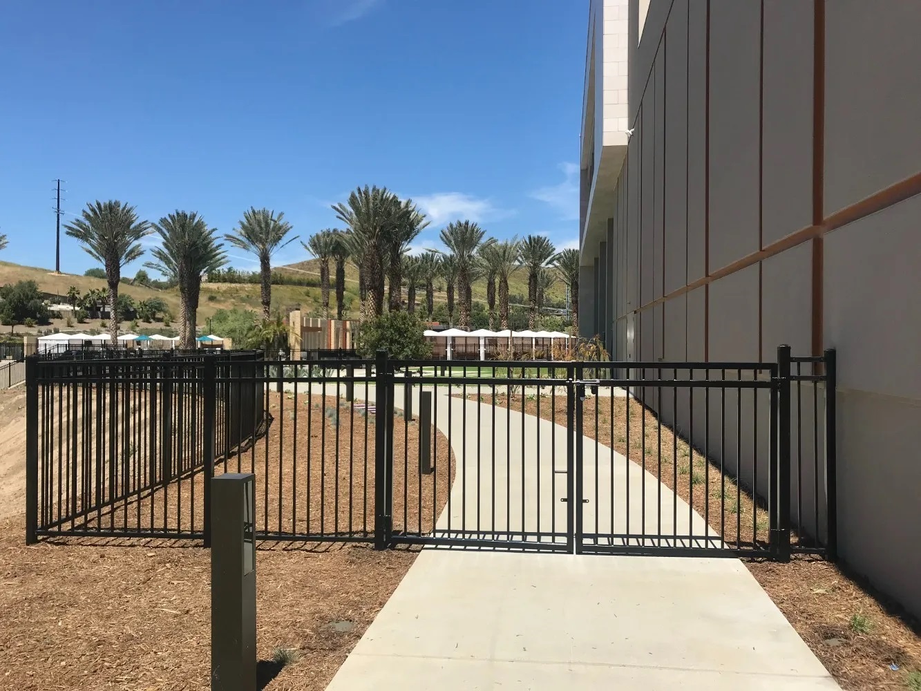 Aiogaragedoor-Gate Repair in San Diego