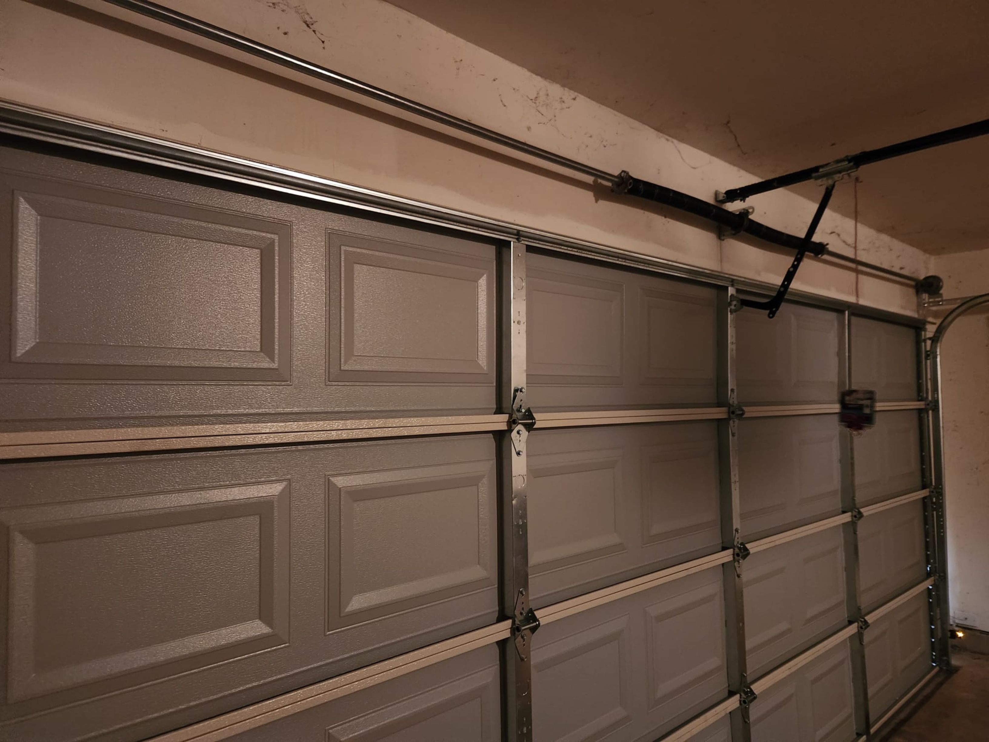 24-7 Garage Doors INC.
